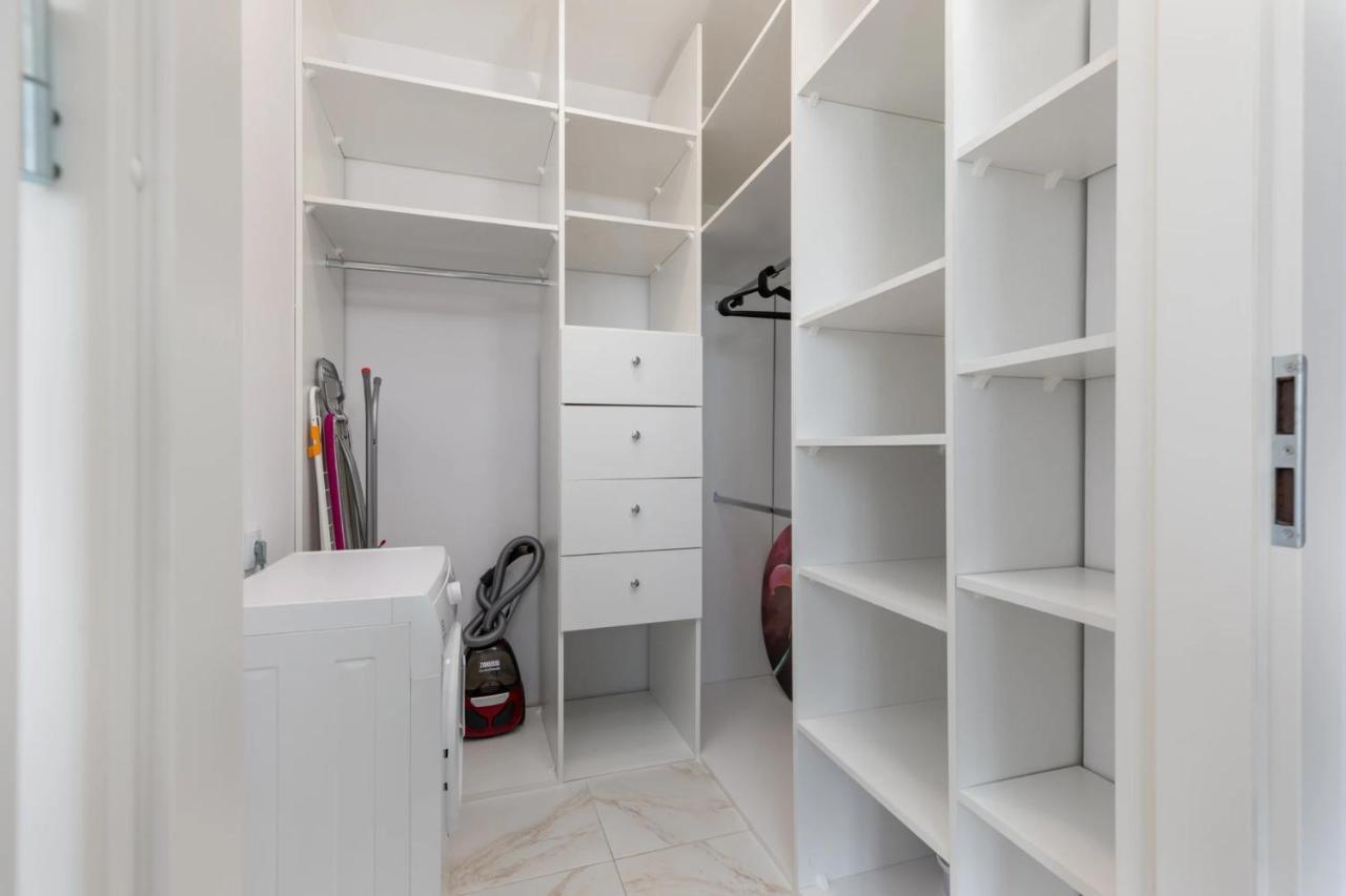 Przestronny Apartament Z Widokiem Na Miasto W Warszawie วอร์ซอ ภายนอก รูปภาพ