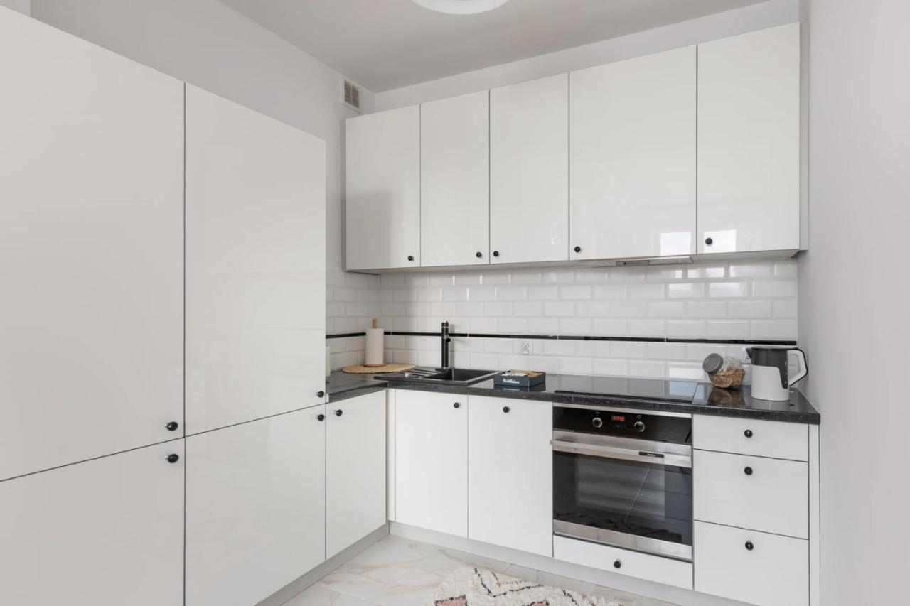 Przestronny Apartament Z Widokiem Na Miasto W Warszawie วอร์ซอ ภายนอก รูปภาพ